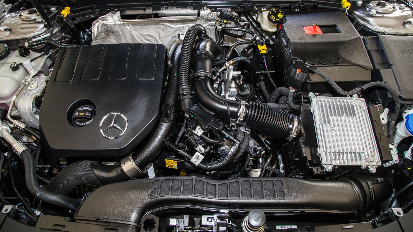 Mercedes A 200: Η πολυτέλεια της Mercedes σε τιμή που αλλάζει τα δεδομένα